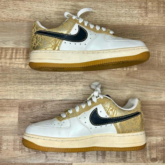 Nike Air Force 1, Cream and Gold size 5.5y (7w) - Picture 4 of 10